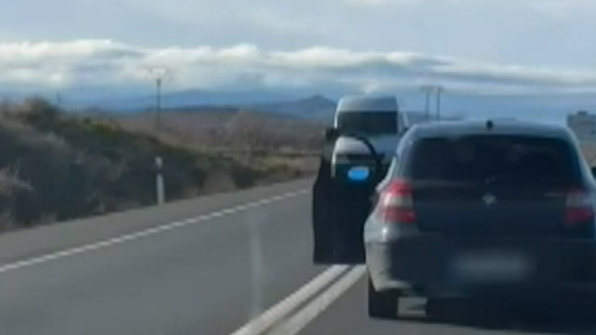 2025-05-24_conduccion_temeraria_la_rioja_01-1 Investigado por conducir de forma temeraria y amenazar a otro vehículo
