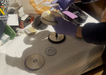 Un detenido por delito de corrupción de menores relacionado con pornografía infantil