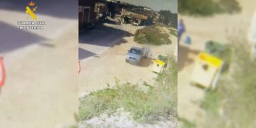 Un investigado en Zaragoza por tirar cuatro cachorros de perro a la basura