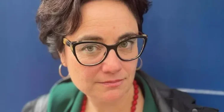 La directora de Planeta Futuro, de El País, defiende el periodismo coral en África