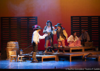 ‘Como chispa de cañón’, una obra con humor, música y valentía para revivir las hazañas corsarias de Canarias