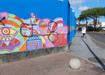 Atentado contra el mural 'La fuerza femenina' pintado por más de 300 estudiantes del municipio por el Día Internacional de la Mujer (1)