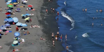 Qué tiempo nos espera esta semana: máximas que se disparan hasta 40 grados y noches tropicales