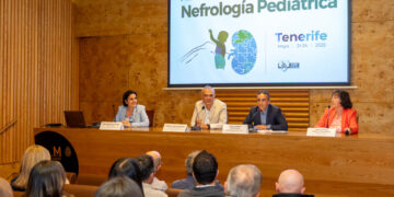 El viceconsejero de Sanidad inaugura el XLVIII Congreso Nacional de Nefrología Pediátrica