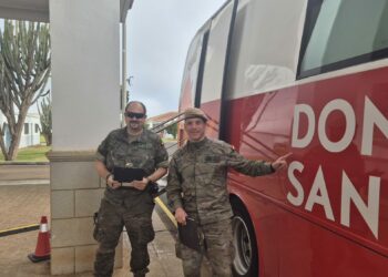 Hemodonación y Hemoterapia impulsa la donación de sangre entre el personal del Acuartelamiento de Los Rodeos