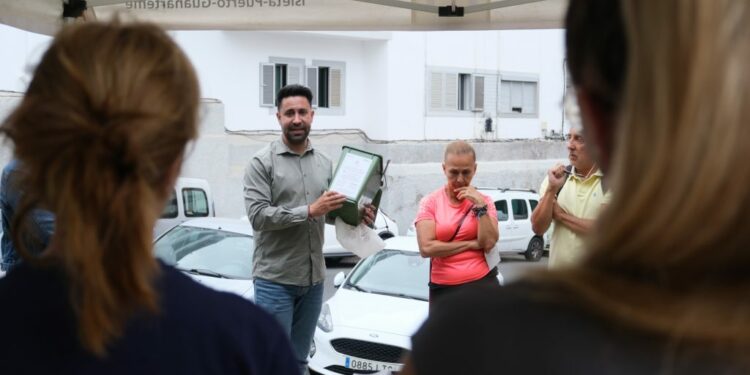 El Ayuntamiento comienza la implantación del quinto contenedor para residuos orgánicos en el barrio de Nueva Isleta 3