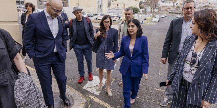 El jurado para la elección del proyecto para el Paseo del Guiniguada comienza su deliberación 4