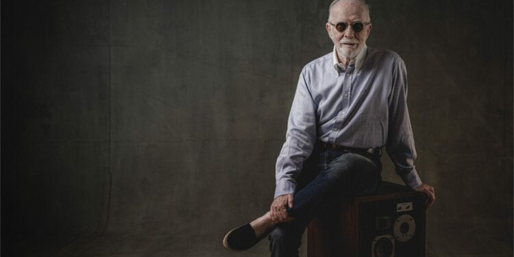 Teddy Bautista presenta su último disco ‘‘Ciclos 5.0 – El periplo de las heroínas”