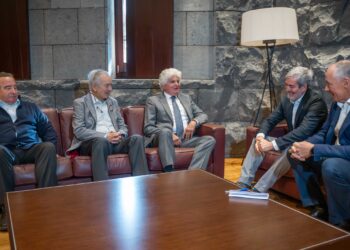 El presidente de Canarias mantiene un encuentro con la Asociación Canaria para el Progreso de la Macaronesia