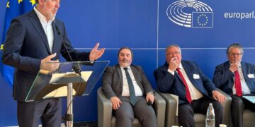 Canarias y otras RUP plantean en Bruselas duplicar la ficha del POSEI para compensar el alza de costes