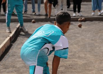 Fuerteventura y Tenerife acogen las finales escolares de bola canaria y bádminton