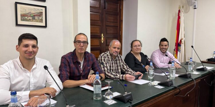 Foto concejales CC Adej