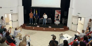 Educación celebra la jornada del programa esTEla 2025 con la asistencia presencial y virtual de 650 docentes