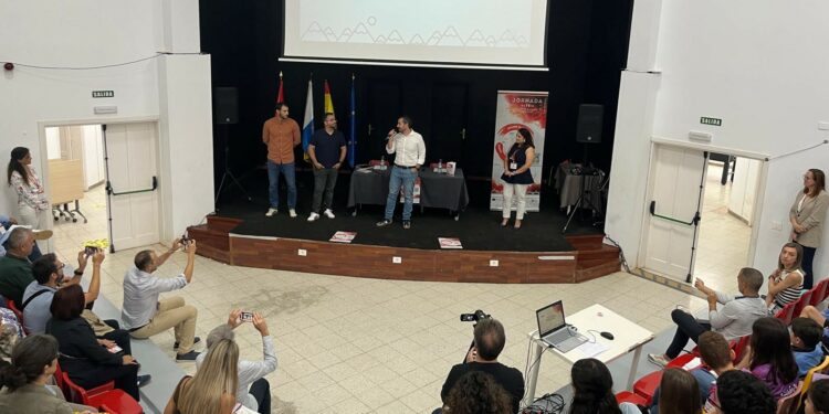 Educación celebra la jornada del programa esTEla 2025 con la asistencia presencial y virtual de 650 docentes