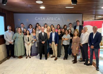 Esther Monzón preside la reunión constitutiva de la Comisión de Transfusión del SCS