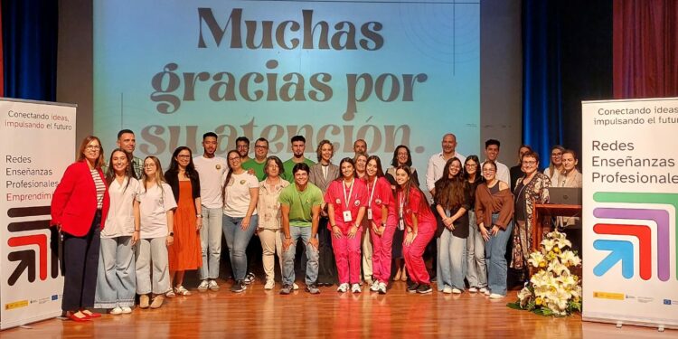 Cinco centros, reconocidos en los IX Premios de Emprendimiento de Formación Profesional y Artes Plásticas y Diseño