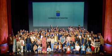 Educación entrega los premios de siete proyectos de actividades complementarias y extraescolares a 28 centros
