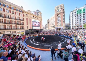 La lucha canaria conquista Madrid en una jornada para la historia