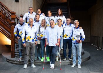 Poli Suárez ensalza la trayectoria del pádel canario tras el éxito nacional de las selecciones veteranas