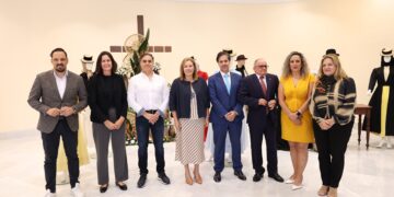 Un momento durante la inauguración de la exposición