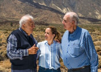 La presidenta del Cabildo, Rosa Dávila en el Teide junto a Wolfredo Willpret e Isidoro Sánchez.
