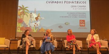 Antonia María Pérez participa en un encuentro internacional de tutores y residentes de Enfermería Pediatría