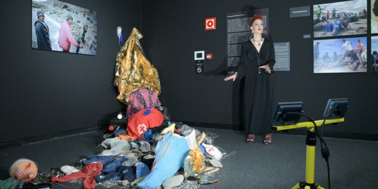 Más de 15.000 personas visitan el MUNA durante la exposición de ‘La ruta canaria. 30 años de migración y muerte’