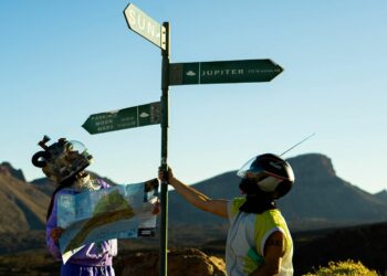 ‘La PiscoDelia’, una experiencia teatral inmersiva con inteligencia artificial, en el Espacio La Granja