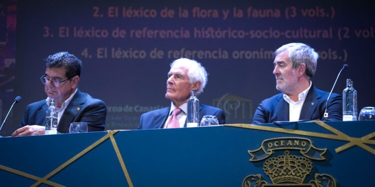 Clavijo resalta la aportación a la identidad y memoria lingüística de Canarias de la obra del profesor Trapero