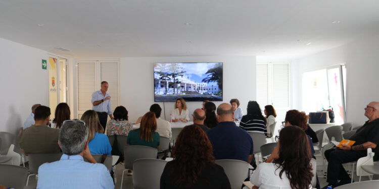 El Área de Salud de Lanzarote celebra la reunión del Consejo de Salud de la isla