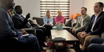 Canarias contribuye con un sistema de radiocomunicación de Emergencias el control de fronteras en Gambia