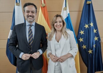 Rosa Dávila y Lope Afonso Pleno 001