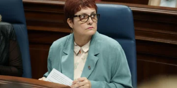 Delgado reta al PSOE a demostrar en los tribunales las acusaciones de «engaño» en dependencia