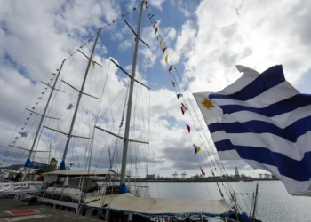 El velero-escuela Capitán Miranda, el «embajador del mar» de Uruguay, recala en Gran Canaria