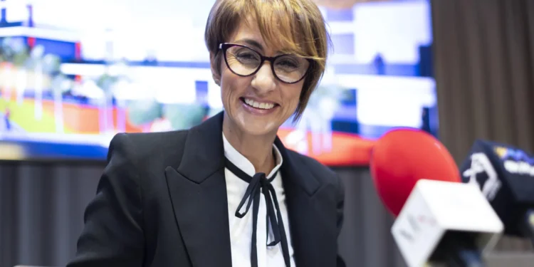 Onalia Bueno: Sería ridículo llegar a 2027 con cuatro fuerzas nacionalistas en Gran Canaria