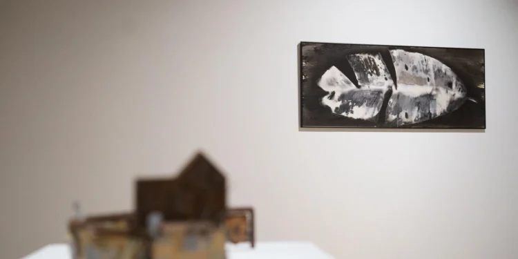 El arte canario medita sobre el devenir del paisaje «deconstruido» a lo largo de 20 años