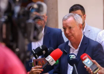 El PSOE acusa a Clavijo de «sumisión» ante el PP respecto a los menores migrantes