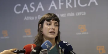 Canarias forma a policías y cuerpos de emergencias en combatir bulos sobre los inmigrantes