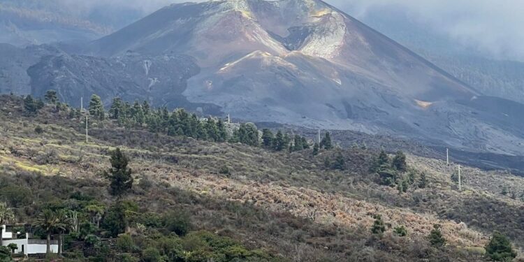 Los Reyes regresan a La Palma para conocer las tareas de reconstrucción tras la erupción del Tajogaite