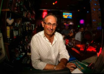 Tony Farándula: “Celebramos una gran fiesta para agradecer a la gente veinte años de amistad”