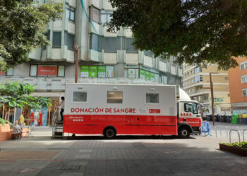 El SCS promociona la donación de sangre en la avenida Mesa y López de la capital grancanaria