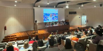 Un centenar de profesionales participan en Fuerteventura en la I Jornada de Psicología en Atención Primaria