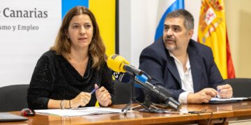 El desempleo en Canarias baja en abril en 2.784 personas y alcanza su nivel más bajo en diecisiete años