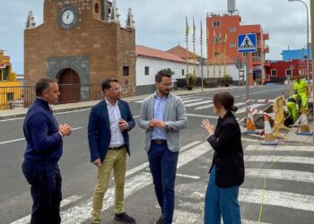 020625 PLAN DE BARRIOS instalaci�n sem�foros en Icod el Alto seguridad vial