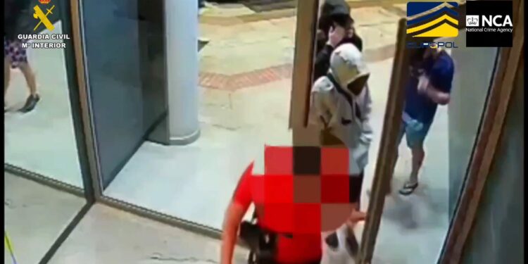 Cinco detenidos por el asalto de un furgón policial en Ibiza en el que se liberó a un preso