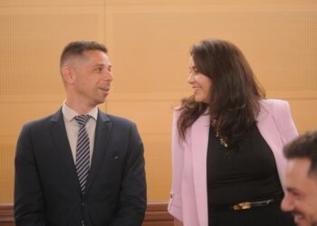 607721172 - publyco@publyco.com