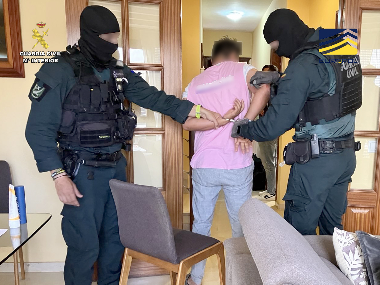 Desarticulada una organización criminal dedicada a la comisión de estafas mediante criptodivisas, con más de 5.000 víctimas de 30 países distintos