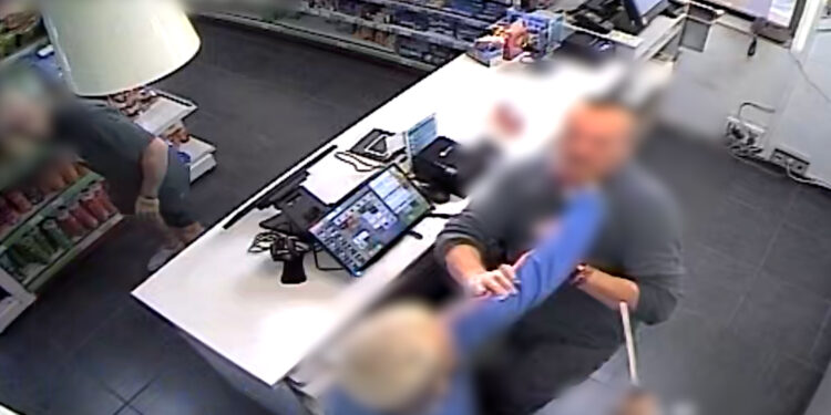 Dos detenidos por robar con violencia en varias gasolineras en Almería