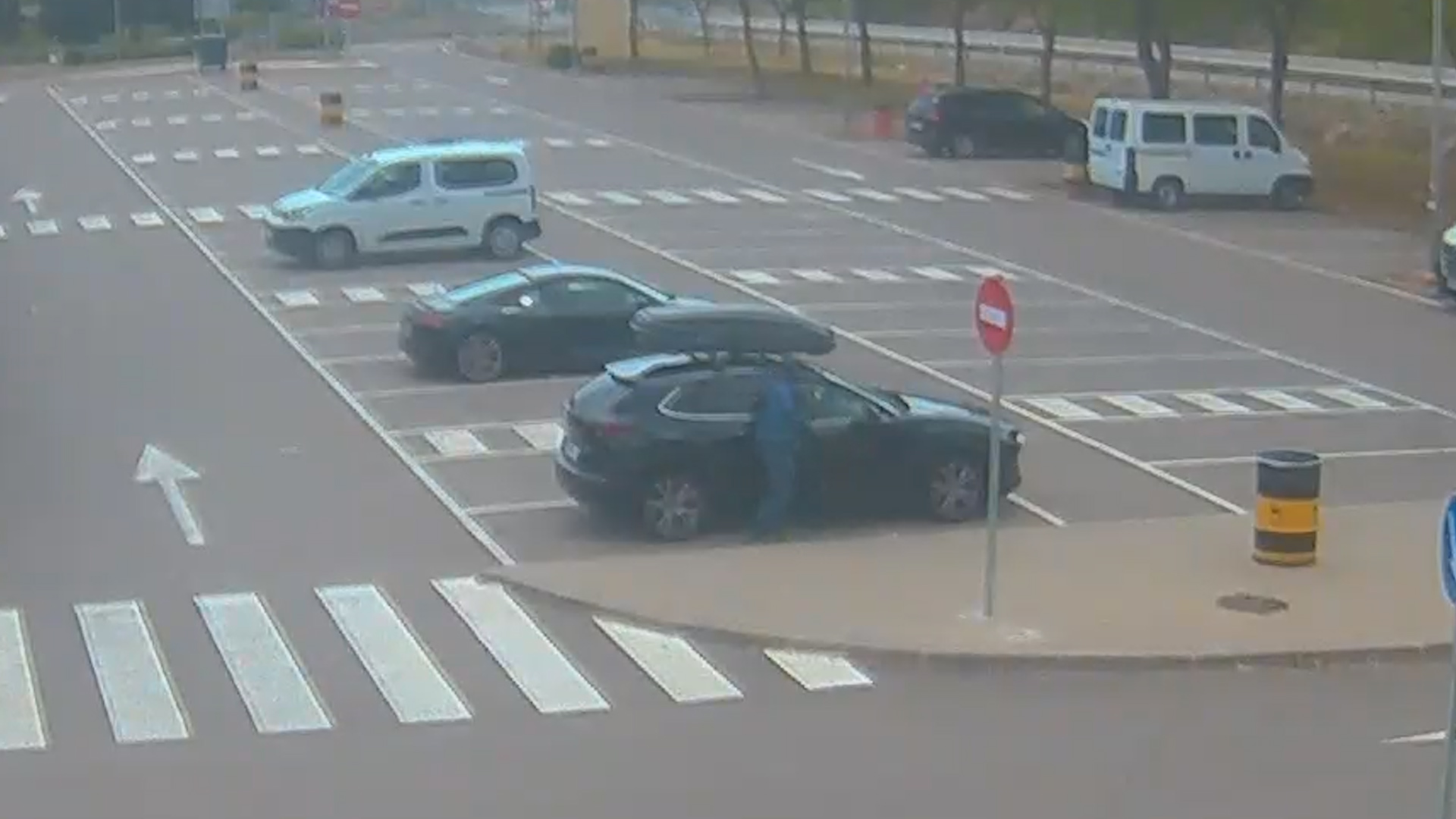9327_1-1 Detenido un grupo criminal por múltiples robos con fuerza en vehículos utilizando inhibidores de frecuencia en Valencia