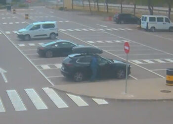 Detenido un grupo criminal por múltiples robos con fuerza en vehículos utilizando inhibidores de frecuencia en Valencia